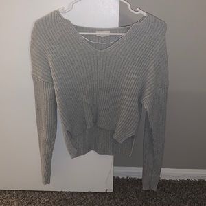 Grey Ribbed V-neck Sweater from LA Hearts Size XS